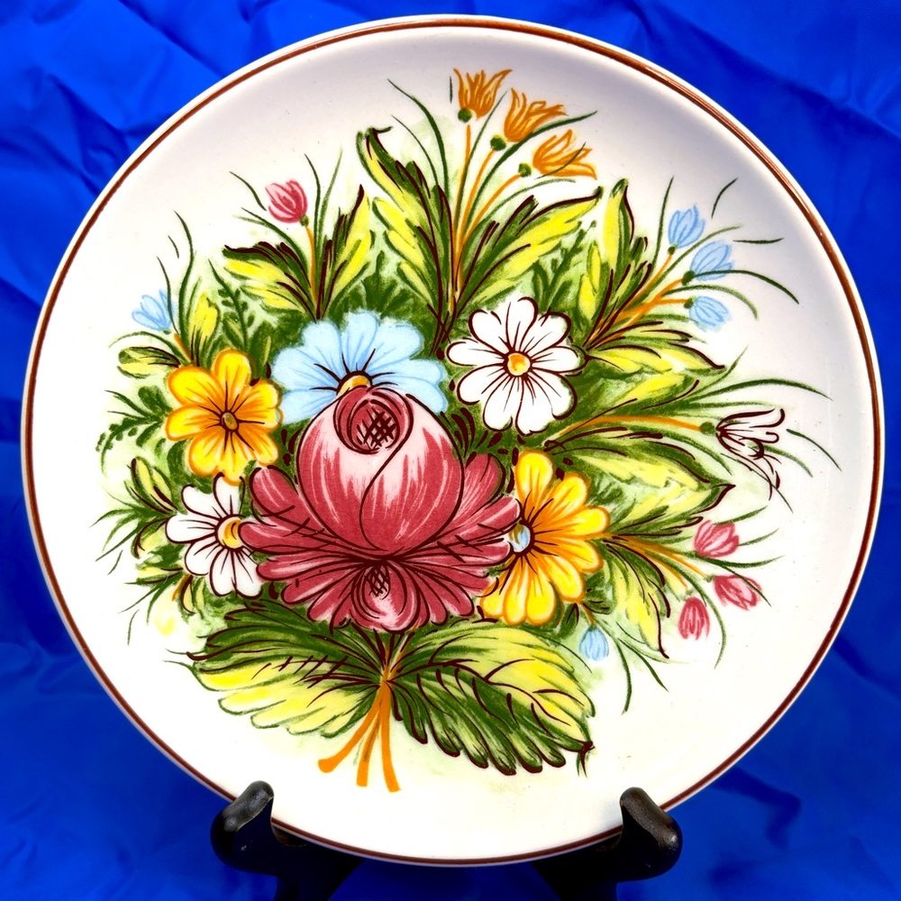 Castelli Aquila Italy Majolica 8" Floral Wall Plate Decor